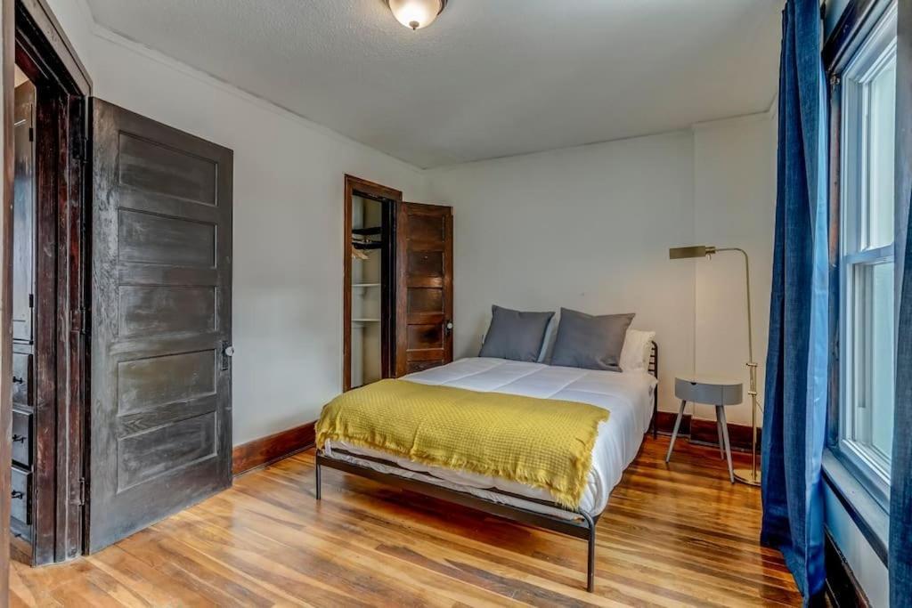底特律Luxe Mid-Century Styled Historic Townhouse #1别墅 外观 照片
